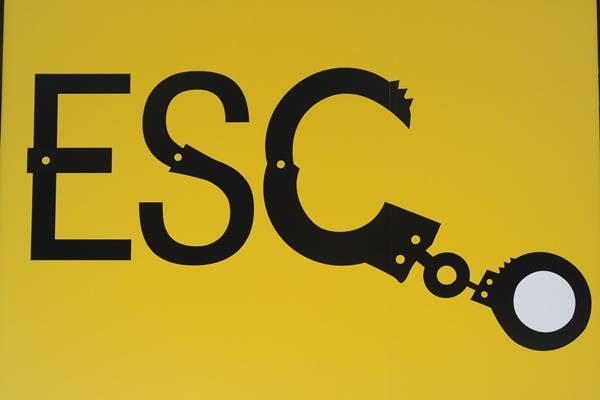 ESC ROOMS logo